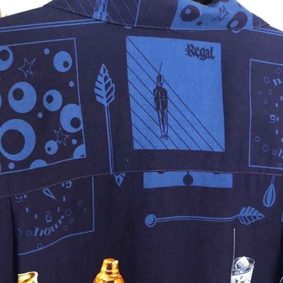 Men’s Paradise Found Vintage Vacation Tropical Mixed Drink Graphic Button Down - Picture 8 of 9